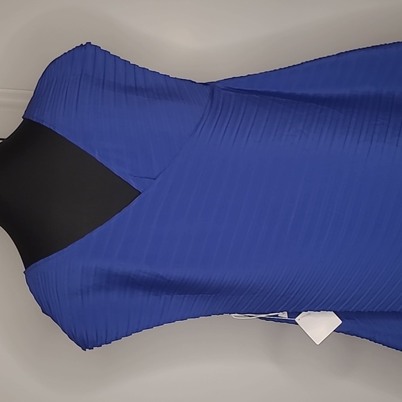 ISSEY MIYAKE Pleats Dress - Picture 4 of 6